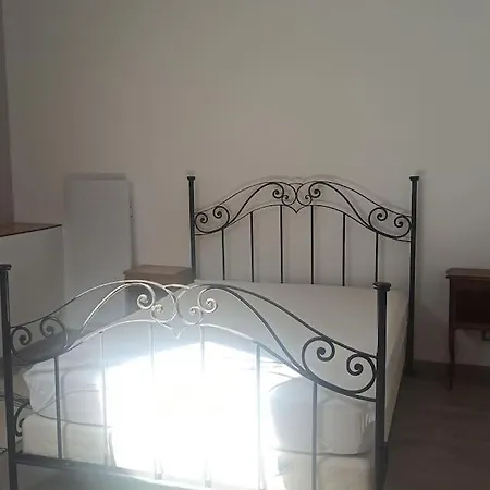 60 M² Deux Chambres Centre